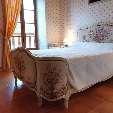 Holiday home Grande Maison En Pierres Avec Jardin, Proche D'un Bourg Medieval, Animaux Acceptes - Fr-1-582-161