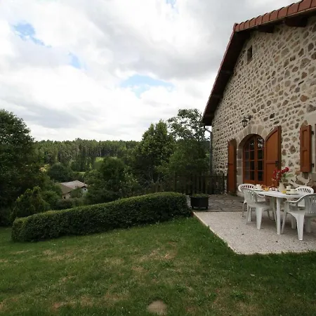 Grande Maison En Pierres Avec Jardin, Proche D'un Bourg Medieval, Animaux Acceptes - Fr-1-582-161 Holiday home Allegre